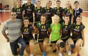 Les filles tiennent leur rang