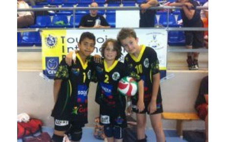 Les poussins s'éclatent à Hyères